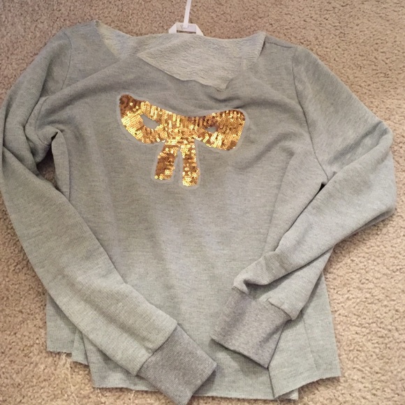 Cute bow sweater
