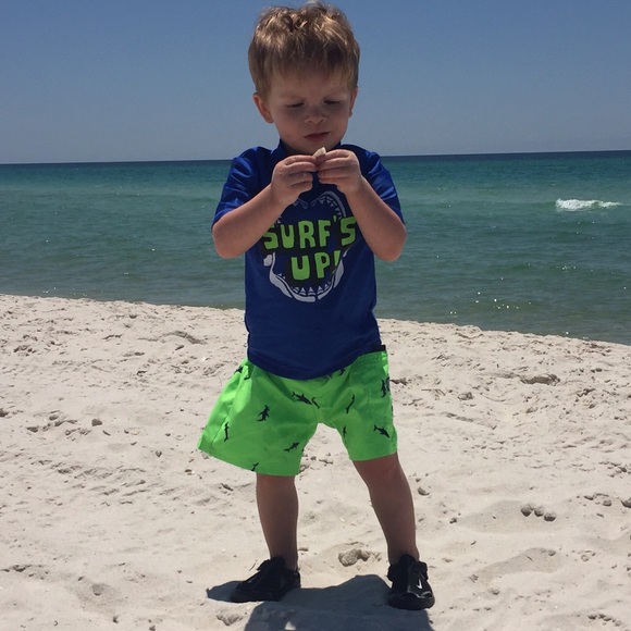 Meet your Posher, Destinee - Picture 3 of 4