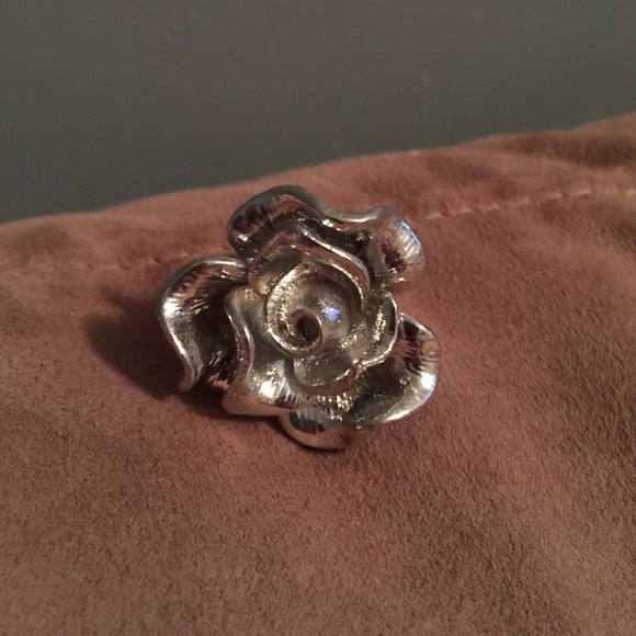Rose Ring (adjustable size) costume jewelry