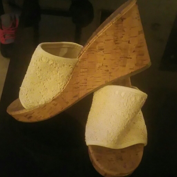 Shoes - Picture 2 of 3