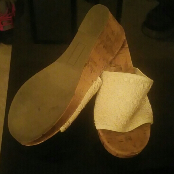 Shoes - Picture 3 of 3
