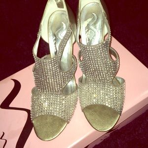 Nina Corazon Sandals