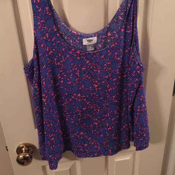 pink and blue tank top
