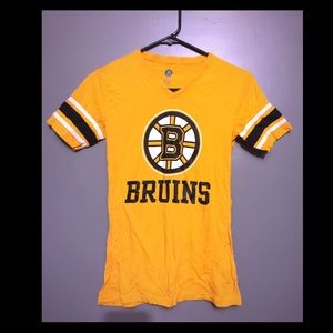Bruins v-neck t-shirt