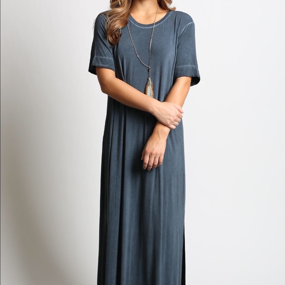 Dahlya grey tshirt dress - Picture 1 of 8