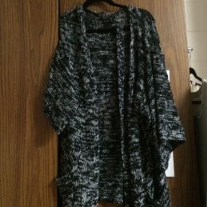 BCBG knitted open cardigan with belt