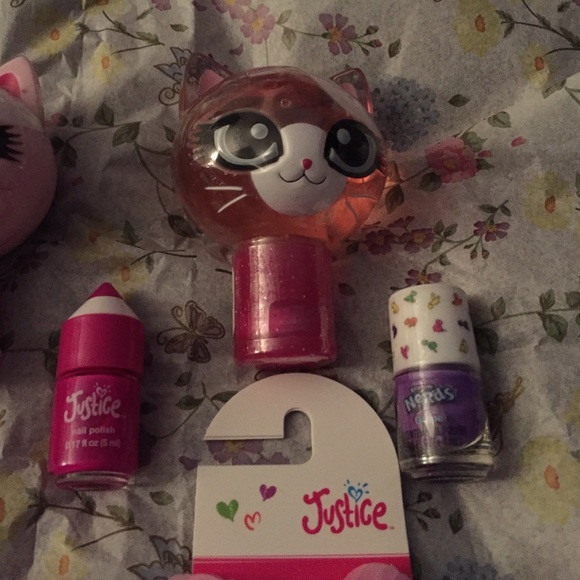 ⬇️Justice 🌺gift bag for any occasion! NWT - Picture 3 of 4