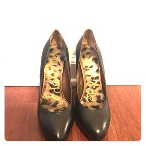 Sam Edelman Black Pumps