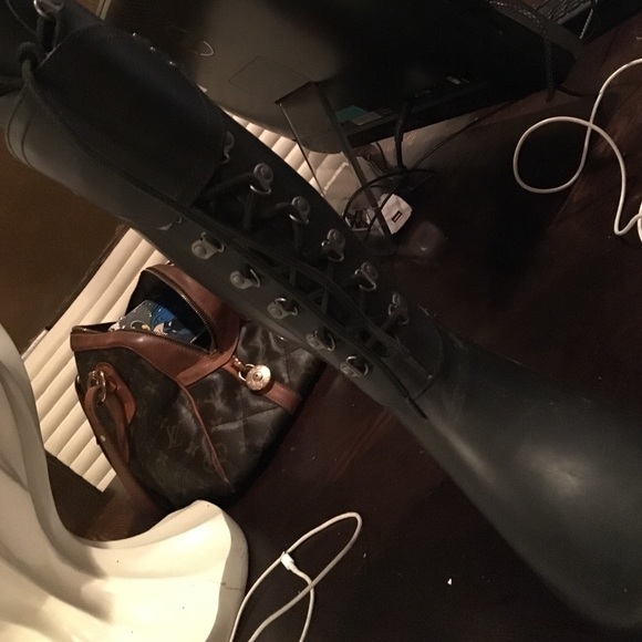 Black Ugg Rain Boots