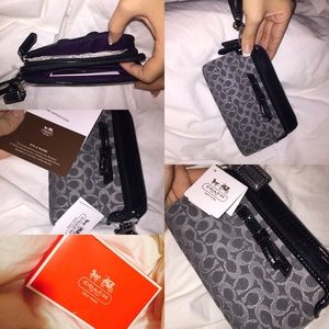 Coach Clutch/Wristlet