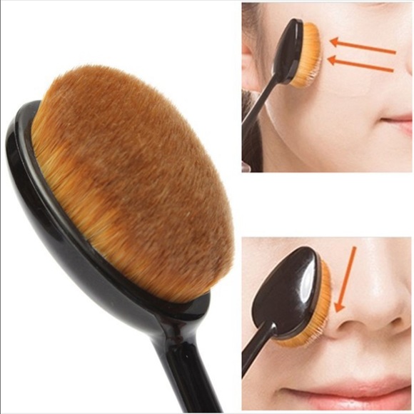 NARS Other - New foundation of brush