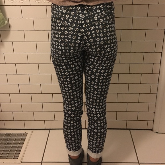 Patterned pants - Picture 2 of 2