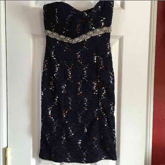 Dresses & Skirts - Formal dress