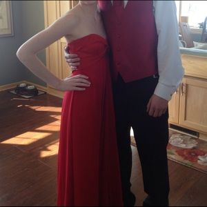 Red Floor length Prom Dress
