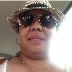 Meet your Posher, Farrah