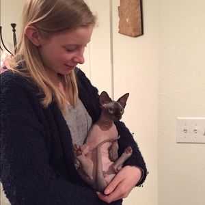 Meet your Posher, Alison