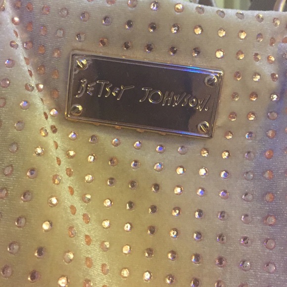 Light Pink Betsey Johnson Satchel - Picture 2 of 2