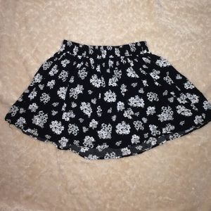 Black & white Forever 21 skirt