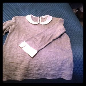 Pullover with back zipper