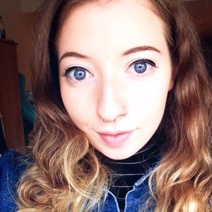 Meet your Posher, Alessandra