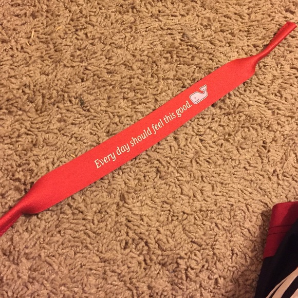 Vineyard Vines Croakie