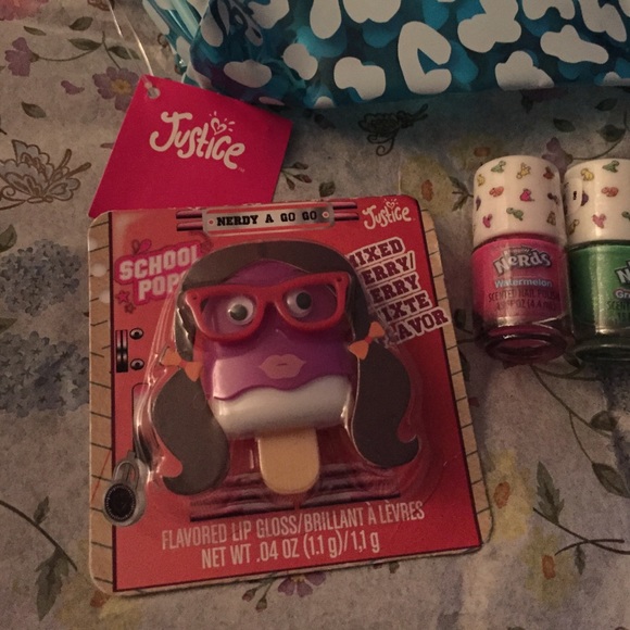 ⬇️Justice small gift set for any occasion! - Picture 3 of 3