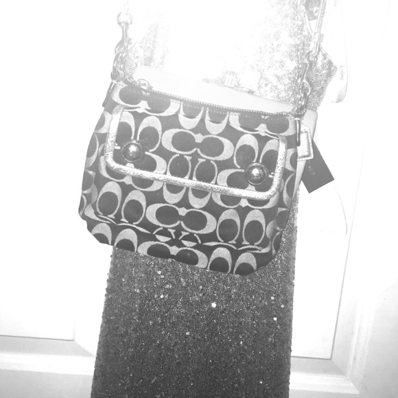 Coach Shoulder Purse - Picture 1 of 2