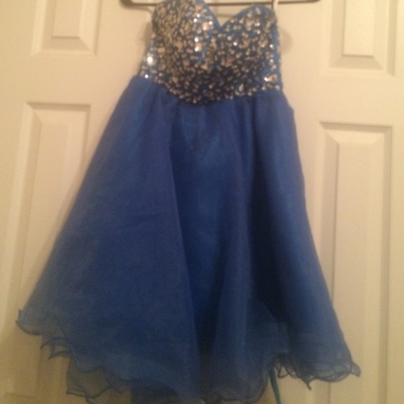 Formal/homecoming/prom blue sequined dress