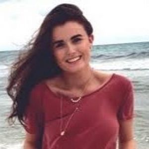 Meet your Posher, Carly