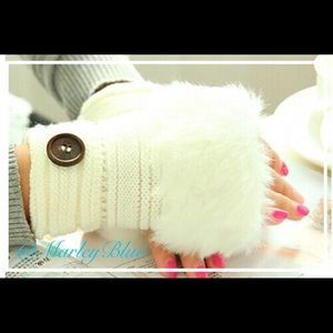 White Fingerless Faux Fur Gloves