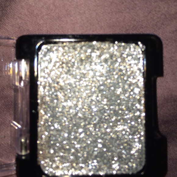 Wet n wild glitters - Picture 2 of 3