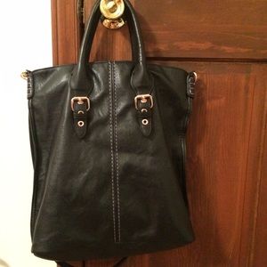 Black and rose gold purse💕