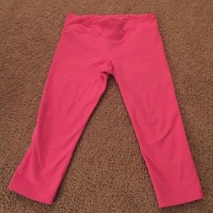 Pink Under Armour workout leggings