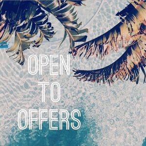 Make me some offers!!! 💋