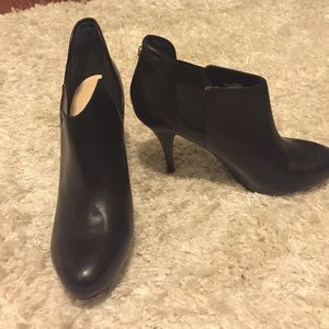 Black Guess Heeled Booties