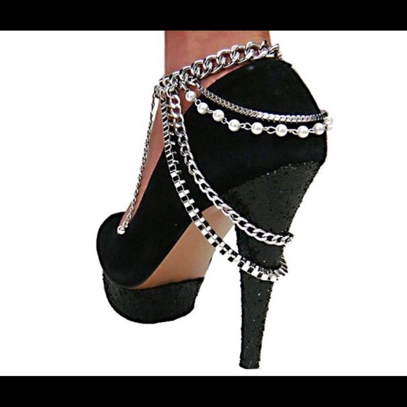 Jewelry - Silver heel chain ankle jewelry NEW! Jewelry - Silver heel chain ankle jewelry NEW!