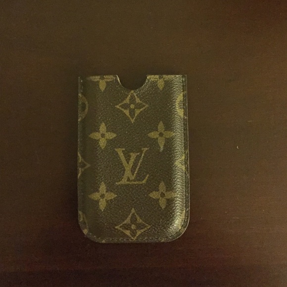 iPhone 3 case