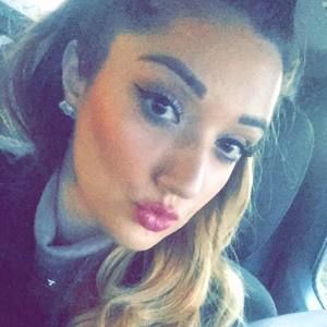 Meet your Posher, Gina