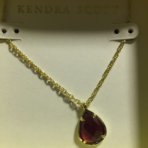 🌟SOLD🌟 Authentic Kendra Scott Kiri necklace - Picture 2 of 3