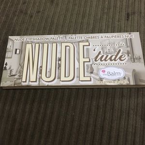 💋SOLD💋The Balm Nude'tude Eyeshadow Palette
