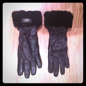 UGG Australia Black 'Snowbyrd' Gloves