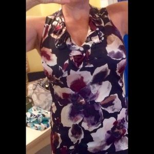 🎉Sale🎉 Beautiful Silk V-Neck Ann Taylor Top