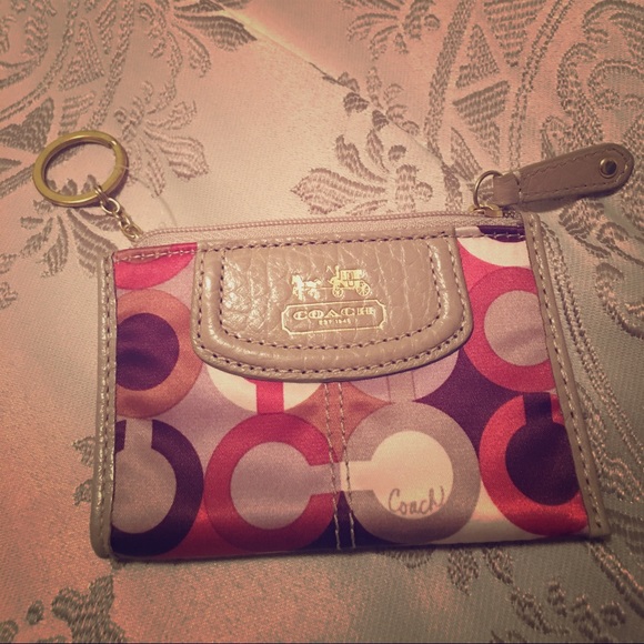 Authentic Coach coin purse-never been used