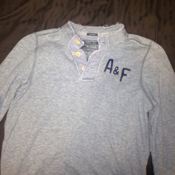 Long sleeve Abercrombie button up