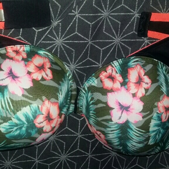 Victoria Secret bra