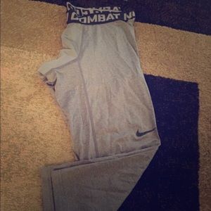 Nike pro combat