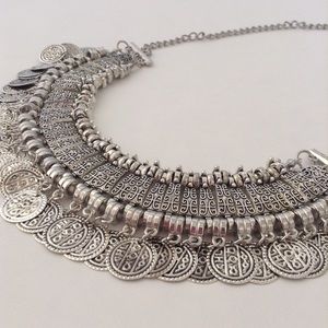 ⭐️SALE!⭐️NWOT Boho/Gypsy Necklace