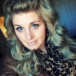 Meet your Posher, Rachael