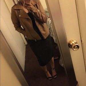 Meet your Posher, Edith