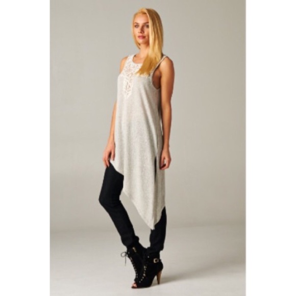 HP 3/12 π Grey White Lace Asymmetrical Tunic Top - Picture 2 of 4